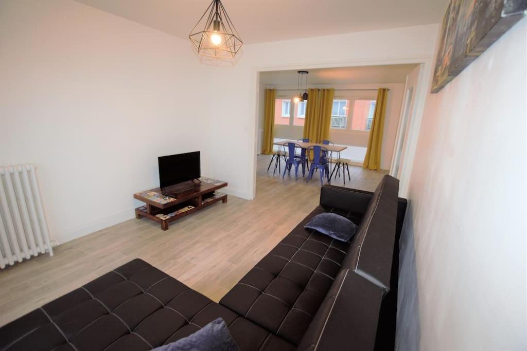 Accueil Calaisien Apartment Luaran gambar